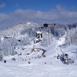 Jahorina – Popolna Zimska Destinacija za Ljubitelje Smučanja in Oddiha