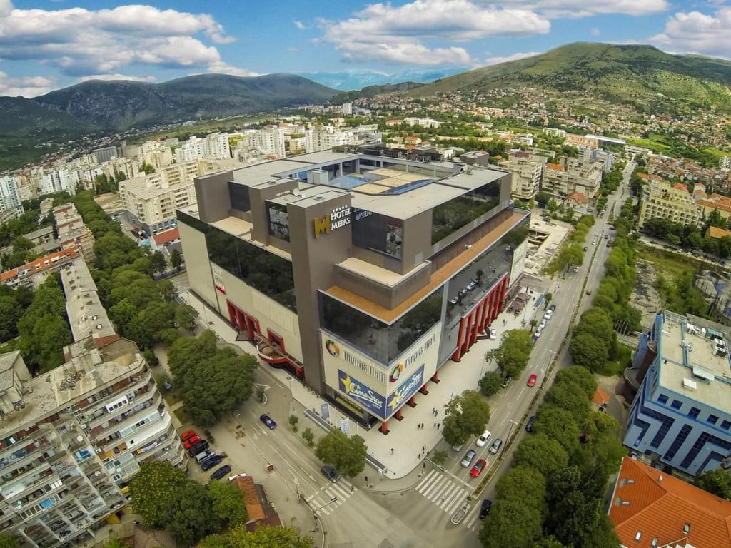 Read more about the article Mepas Mall Mostar: Shopping u srcu Hercegovine